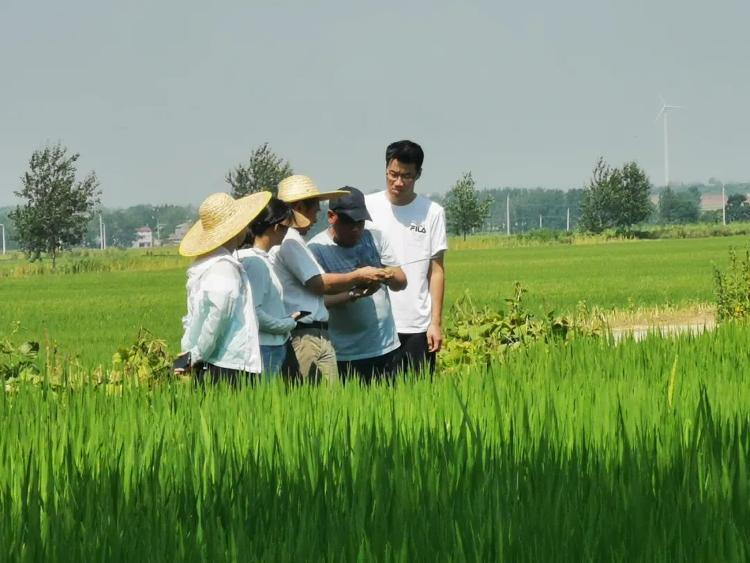 黔西南布依族苗族自治州市气象局最新项目研究与实践